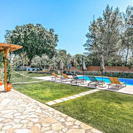 Filia Stone Villa Gouvia Ngoại thất bức ảnh